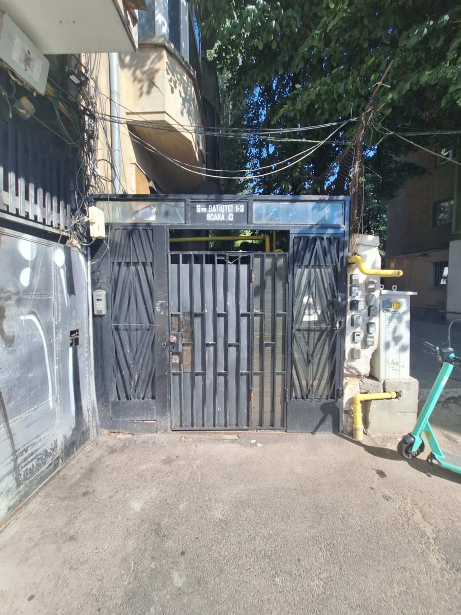 Black&White Bucharest Exterior photo