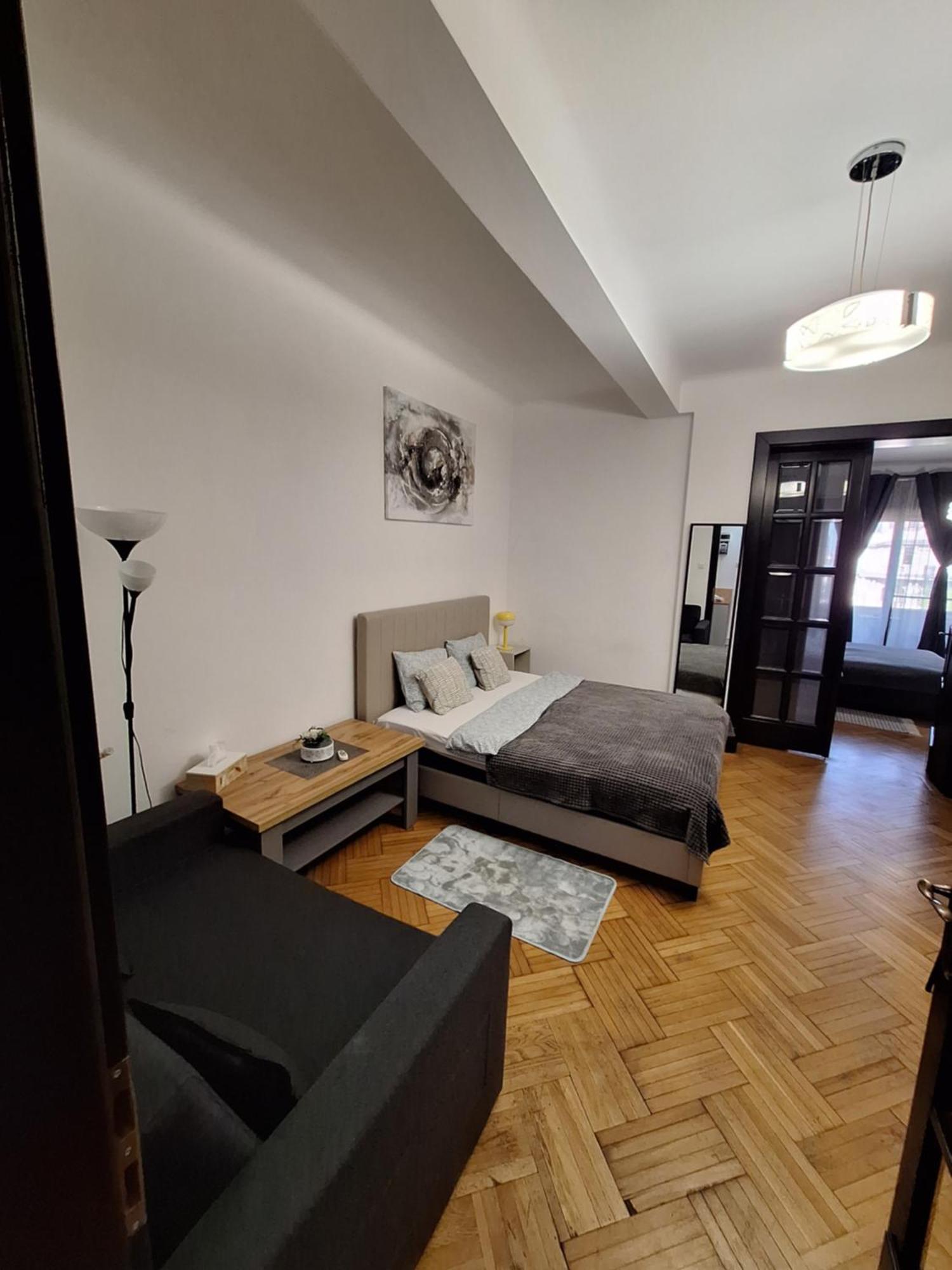 Black&White Bucharest Exterior photo